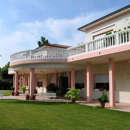 Stella - Casa Per Ferie Bellaria-Igea Marina Exterior foto